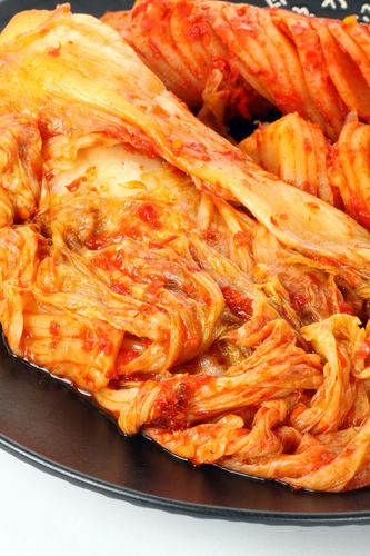 p>朝鲜泡菜(kimchi)是自古朝鲜人喜欢吃的民族固有的副食品,独具特色